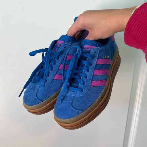 Adidas Women's Gazelle Bold Platform Sneaker in Bold Blue/Lucid Pink size 7 - Picture 3 of 5